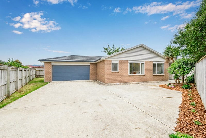 1B Trusham Court, Paraparaumu, Paraparaumu - Carousel 1