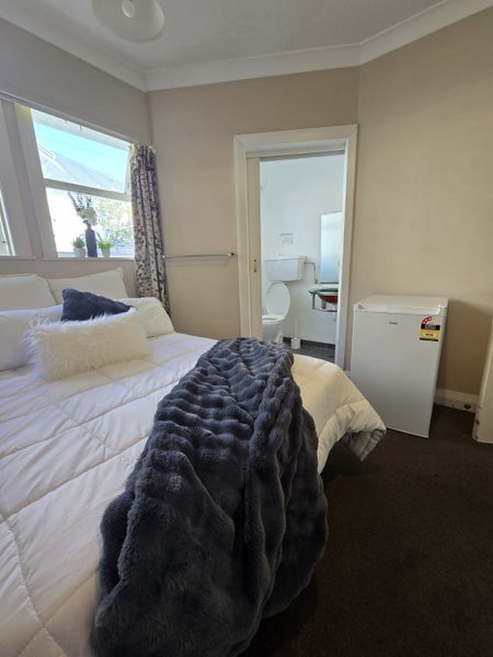 165 Moxham Avenue, Hataitai, Wellington - Carousel 2