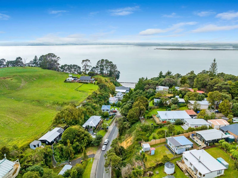 Property Valuation for 16 Shelly Beach Road, Helensville Trade Me
