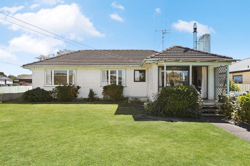16 Norman Street, Nawton, Hamilton - Carousel 1