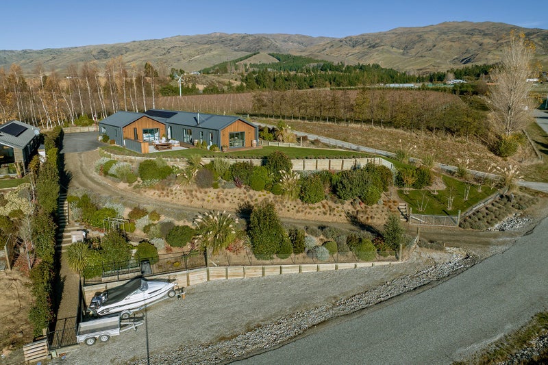 48 Lynn Lane, Bannockburn, Cromwell - Carousel 1