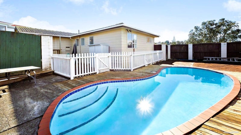 47 Anich Road, Massey, Auckland - Carousel 1