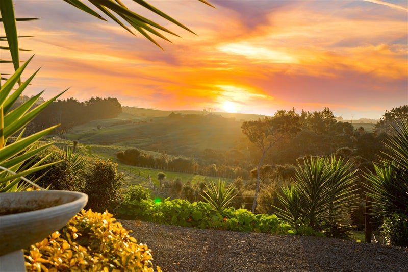 Property Valuation for 254 Rimmer Road, Helensville, Helensville Trade Me Property Trade Me