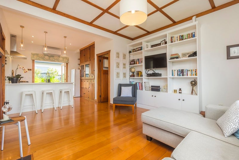 14A Haverstock Road, Sandringham, Auckland - Carousel 2