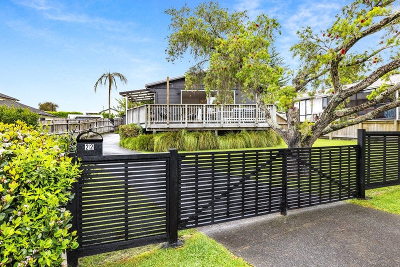 22 Kauri Crescent, Snells Beach, Snells Beach - Carousel 1