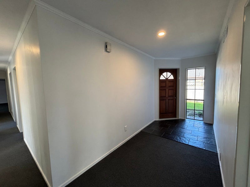 26 Exeter Crescent, Springvale, Whanganui, Manawatu / Whanganui - Carousel 2