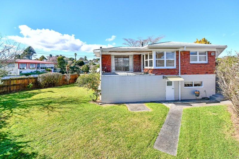8 Halberg Street, Papakura, Papakura - Carousel 2