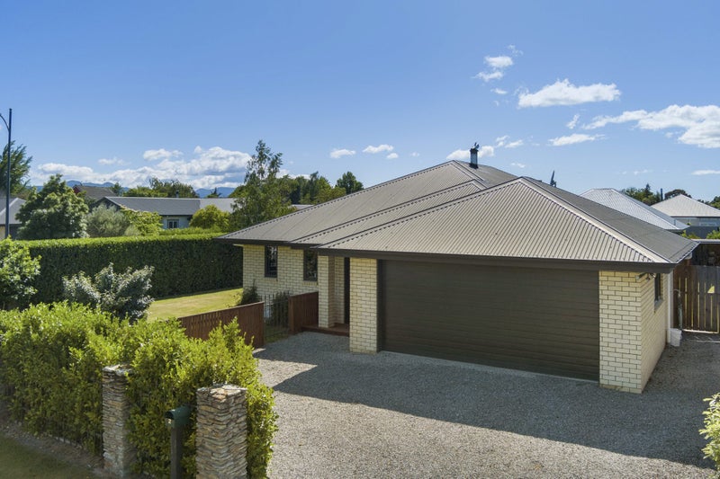 2 McAllister Place, Renwick, Renwick - Carousel 2