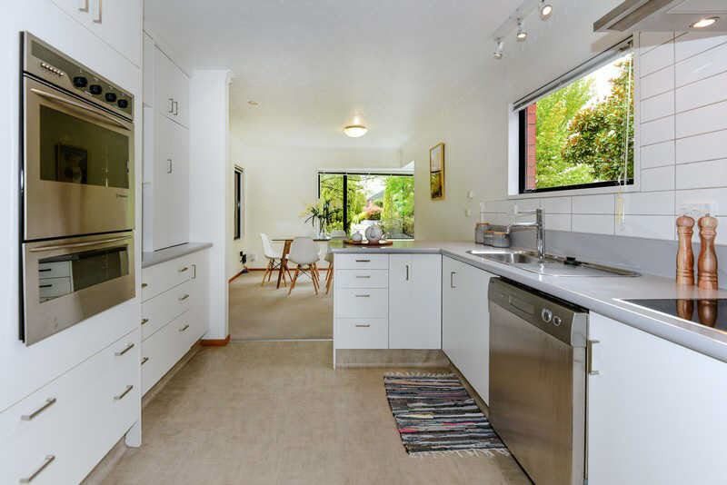 12 Rembrandt Place, Burnside, Christchurch - Carousel 2