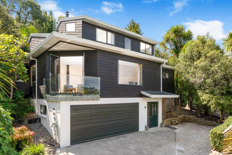 5A Gannet Point, Rothesay Bay, Auckland - Carousel 1