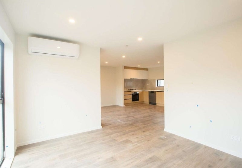 9 Te Rorea Lane, Mount Roskill, Auckland - Carousel 2
