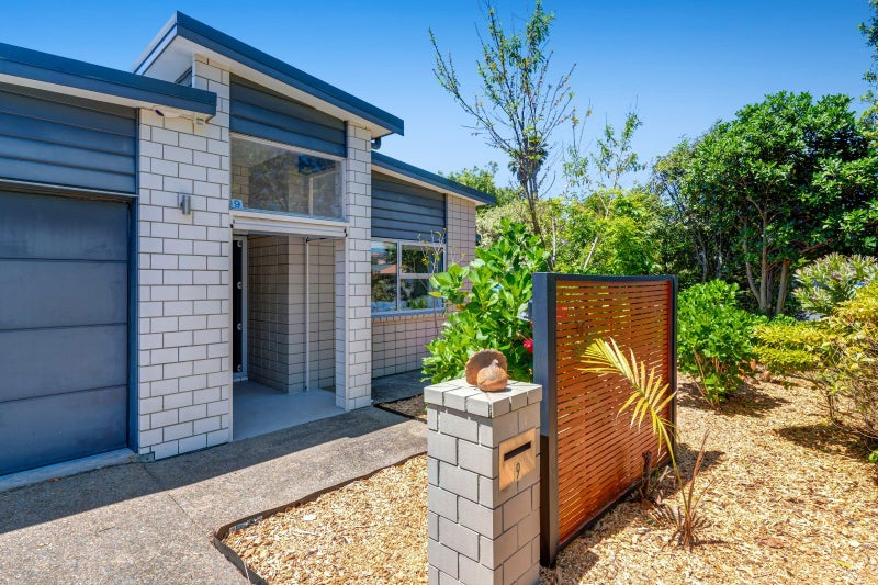 39 Walton Street, RED BEACH, Red Beach - Carousel 1