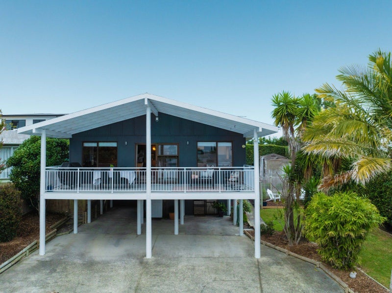 39 Beachlands Road, Beachlands, Auckland - Carousel 1