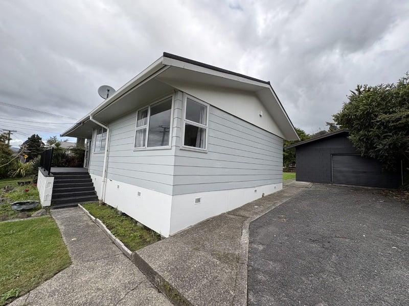 34 Mallard Drive, Selwyn Heights, Rotorua - Carousel 1