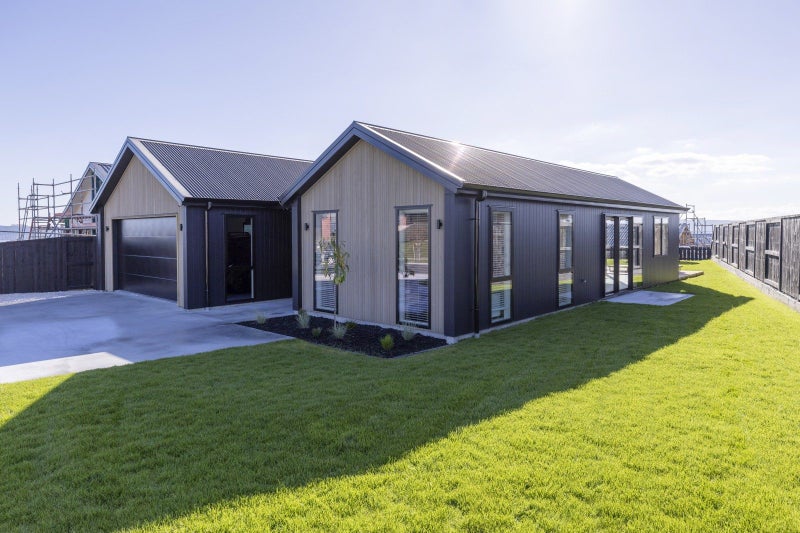 34 Kopakopa Crescent, Wharewaka, Taupō - Carousel 1