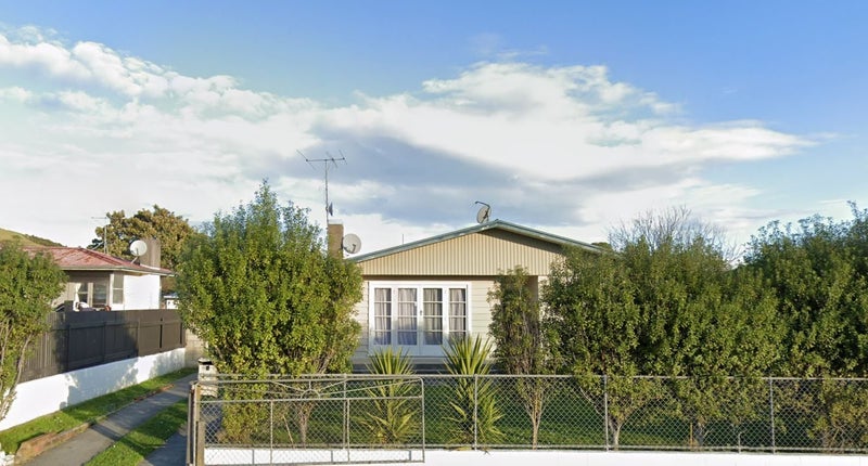 48 Dalton Street, Outer Kaiti, Gisborne, Gisborne - Carousel 1