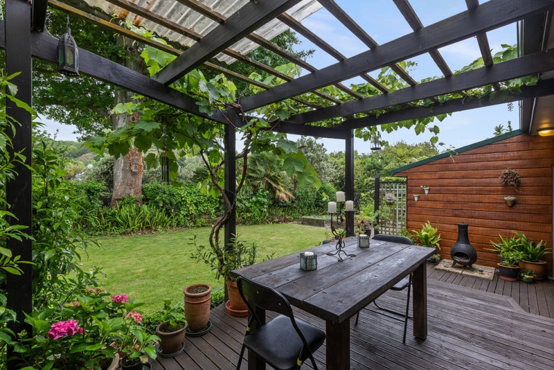 14 Trigg Crescent, Taradale, Napier - Carousel 1