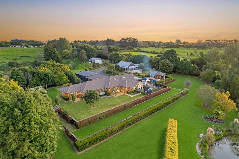 327A Clarks Beach Road, Pukekohe - Carousel 1