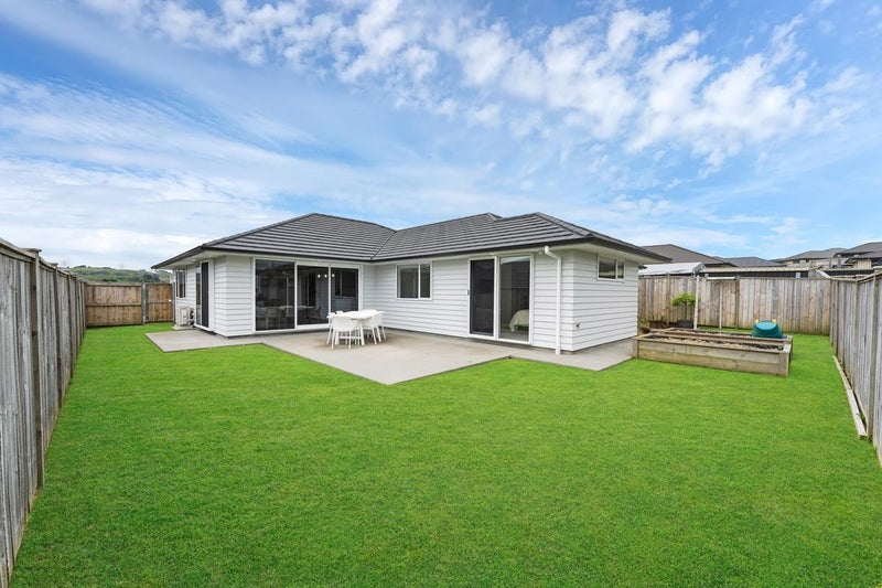 16 Leathem Crescent, Pokeno - Carousel 2