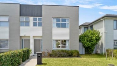 39 Treestump Road, Takanini - Carousel 1