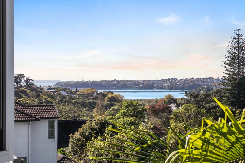 27 Laxon Terrace, Remuera, Auckland - Carousel 2