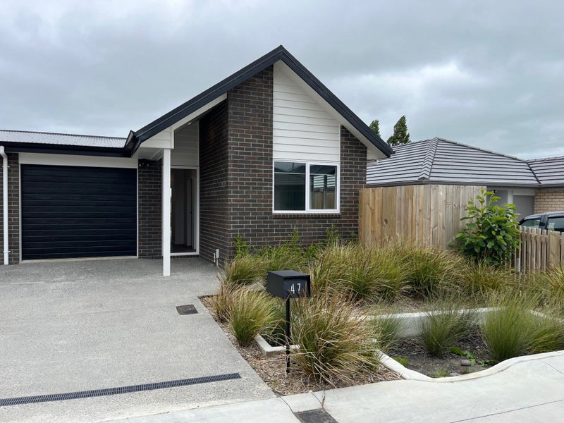 47 Waruhia Crescent, Rototuna North, Hamilton - Carousel 1