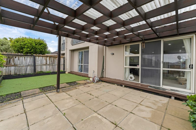 18 Fairfield Lane, East Tāmaki Heights, Auckland - Carousel 18