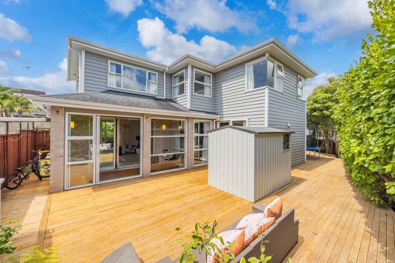 11 Ballyboe Place, Pinehill, Auckland - Carousel 2