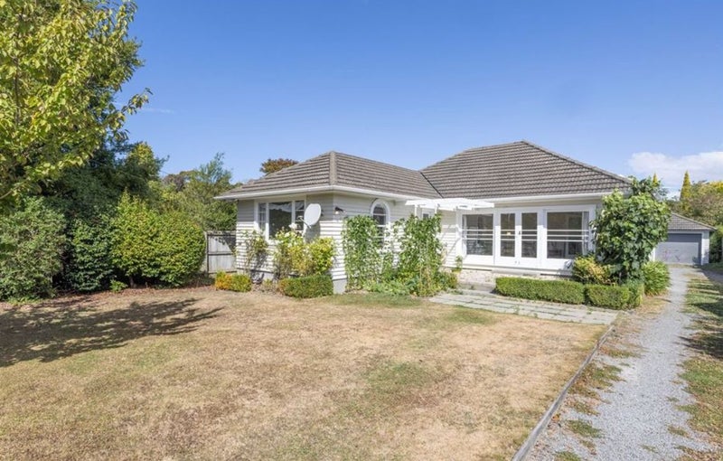 6 Joyce Crescent, Ilam, Christchurch - Carousel 1