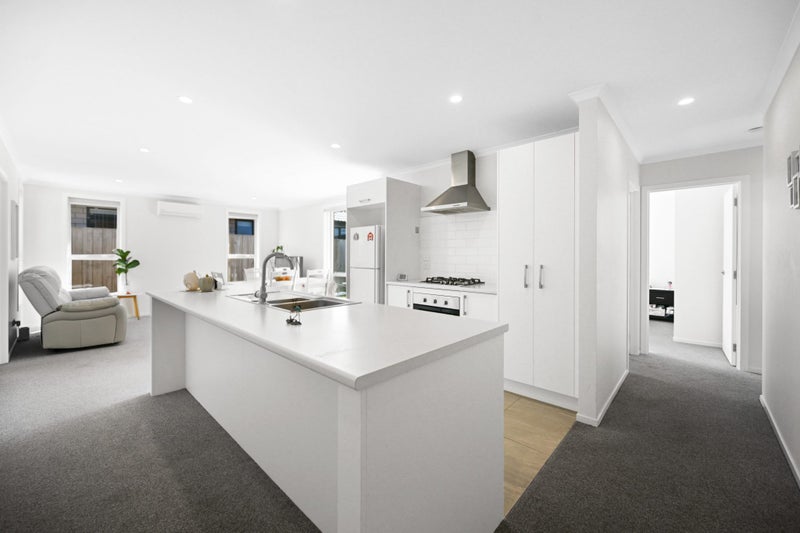 38 Pragma Rise, Rototuna North, Hamilton - Carousel 1