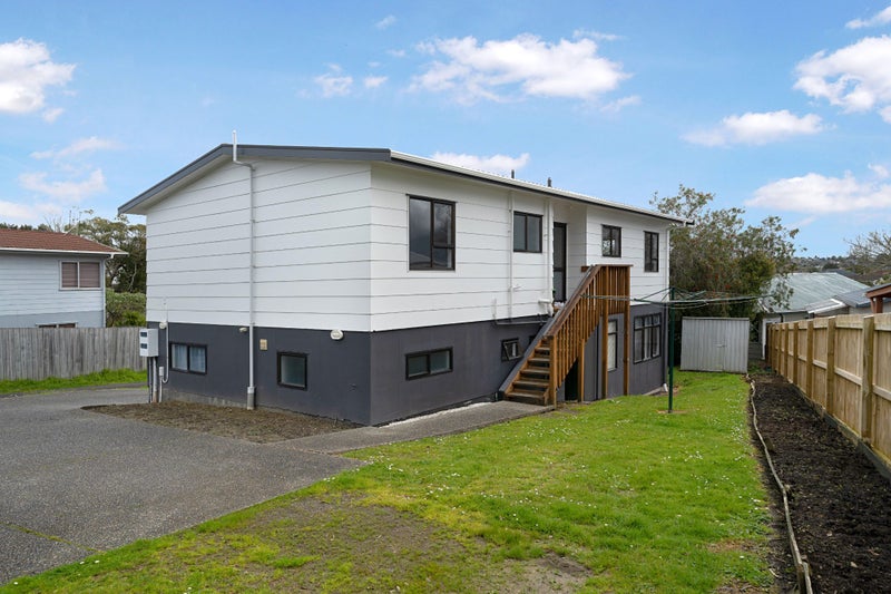 51 Hindmarsh Street, Henderson, Auckland - Carousel 2