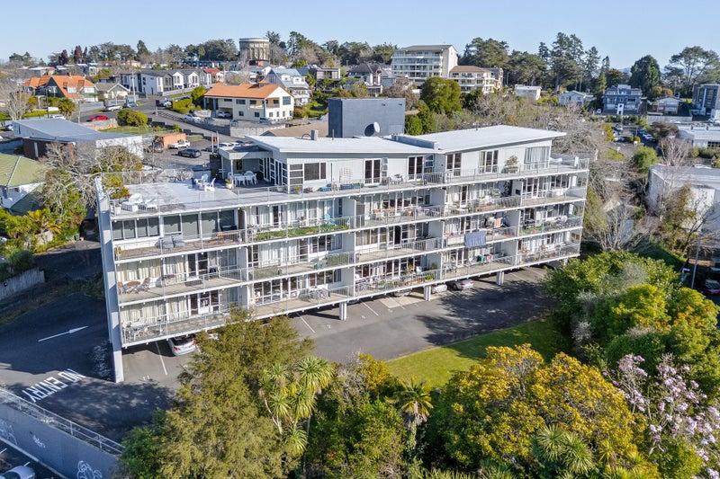 11/89 Tristram Street, Hamilton Central, Hamilton - Carousel 2