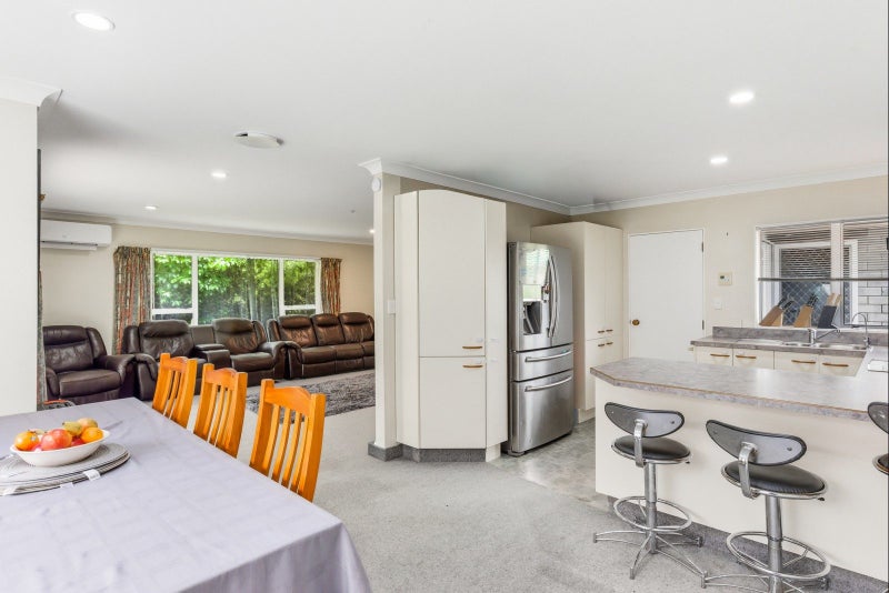 35 Spackman Crescent, Paraparaumu - Carousel 2