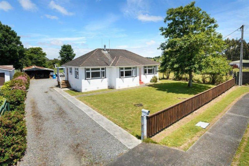 25 Flower Street, Bulls, Rangitikei, Manawatu / Whanganui - Carousel 1