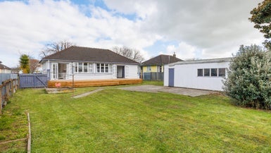 25 Cardiff Street, Awapuni, Palmerston North - Carousel 1