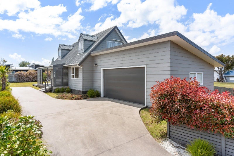 506 Linton Crescent, Whangamatā - Carousel 2