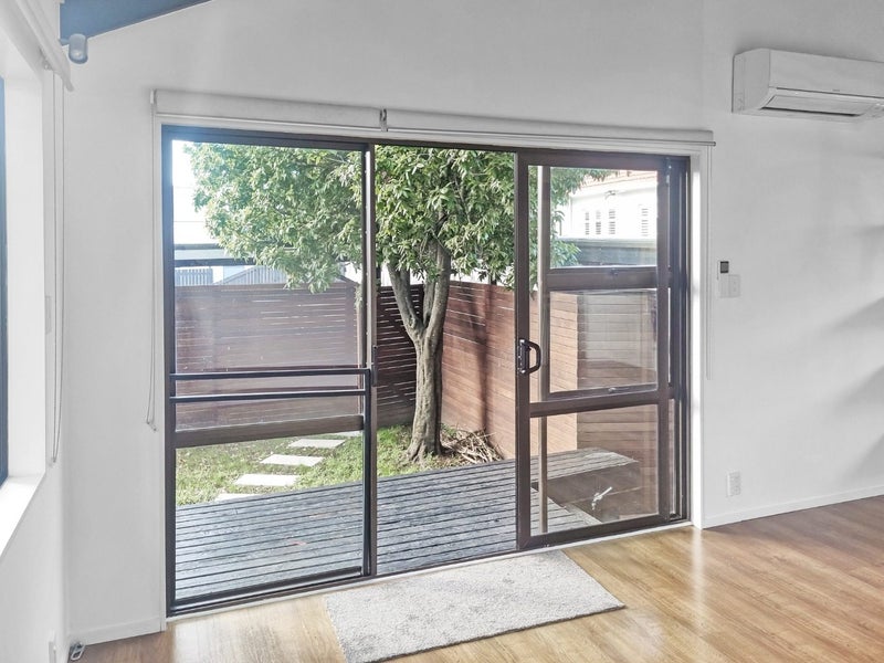 63B Woodward Road, Mount Albert, Auckland - Carousel 2