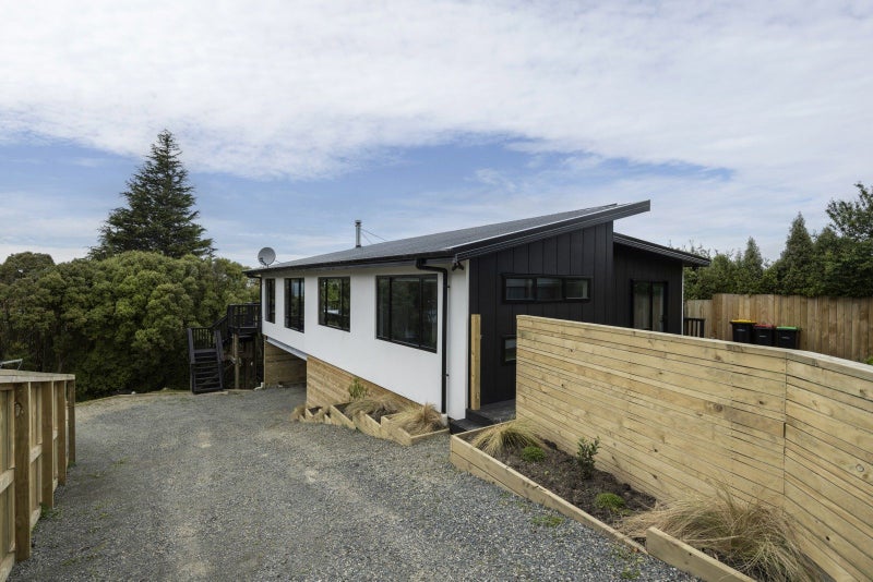 44A Newport Street, Belleknowes, Dunedin - Carousel 1