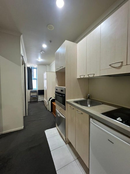 0 Wakefield, Dovedale, Wakefield - Carousel 6