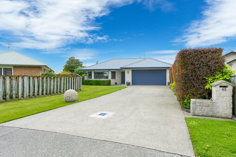 45 Easton Way, Levin, Levin - Carousel 2