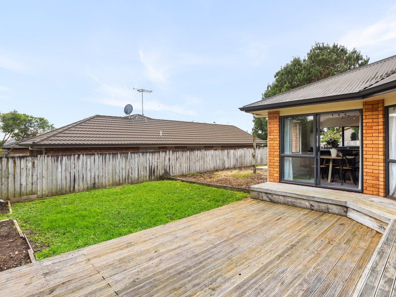 88 Nielsen Gardens, Rototuna, Hamilton - Carousel 2