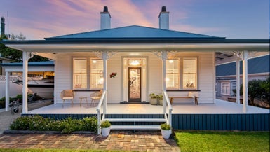 26 Rugby Road, Birkenhead, Auckland - Carousel 1