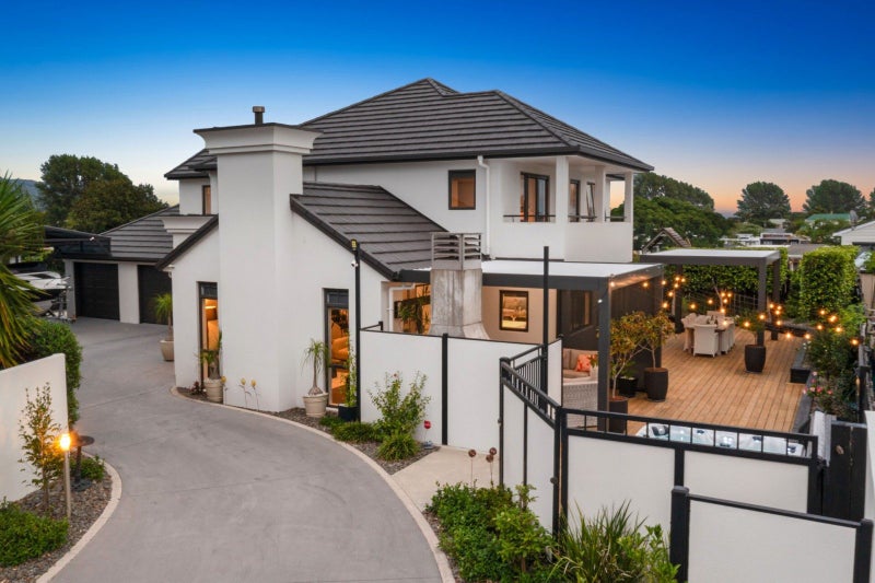 47 Mauritius Key, Papamoa Beach, Papamoa - Carousel 1