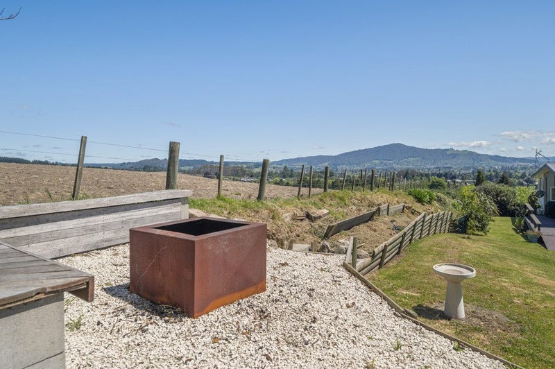 18 Exeter Place, Tihiotonga, Rotorua - Carousel 28