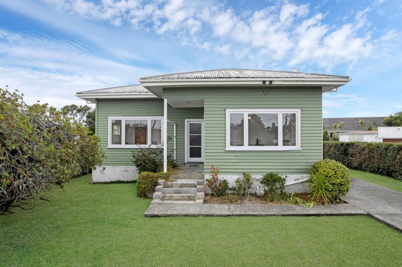 36 Woodglen Road, Glen Eden, Waitakere City, Auckland - Carousel 1