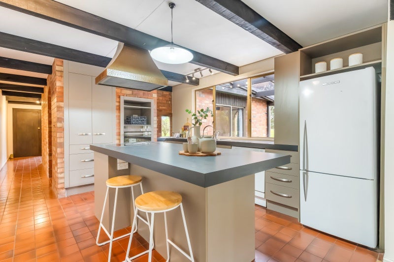 266 Winton Hedgehope Highway, Winton, Winton - Carousel 2