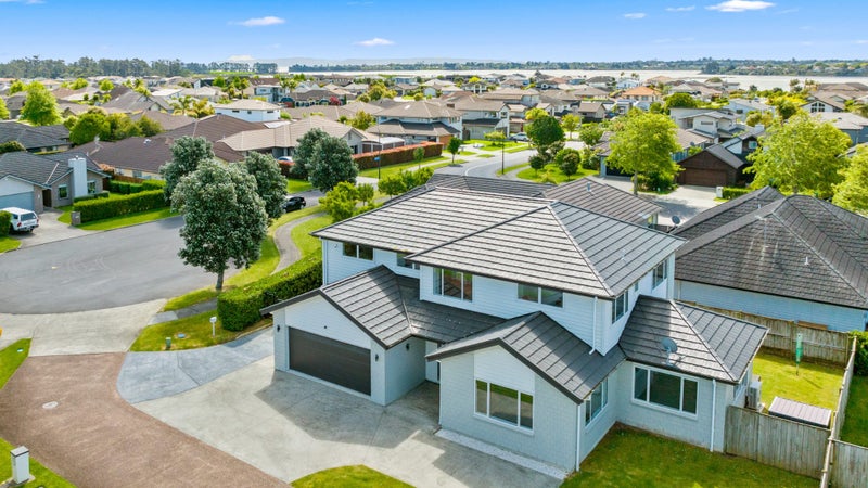 4 Sophia Place, Karaka, Papakura - Carousel 27