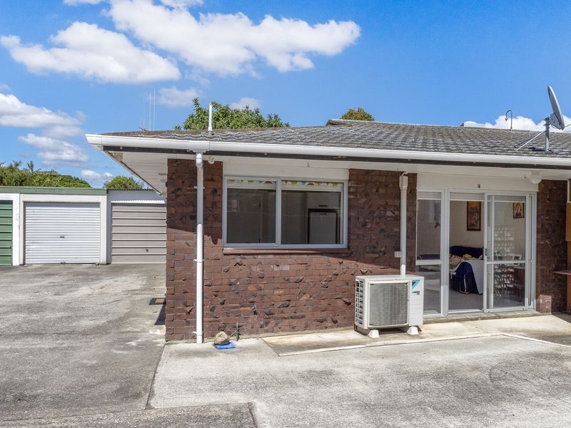 4/4 Princes Street, Levin, Levin - Carousel 14