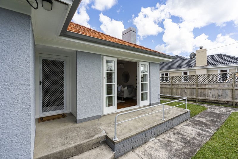 25 King ST, Kensington, Whangarei  - Carousel 2