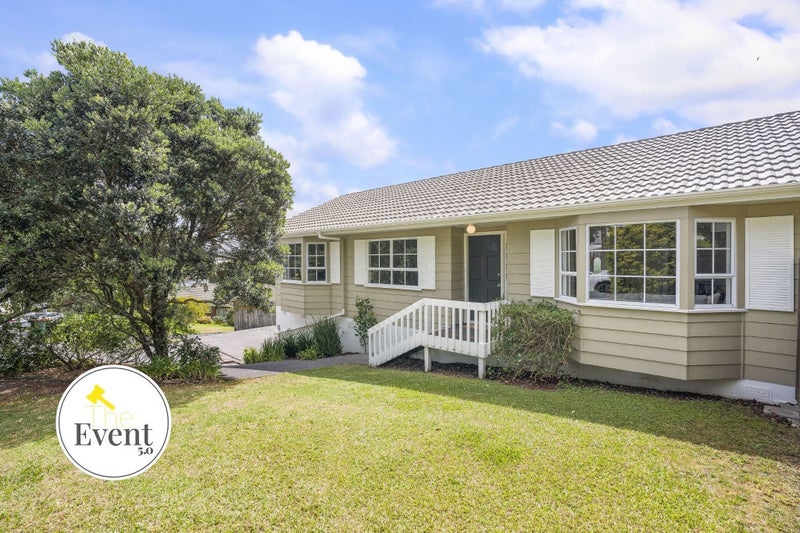 1/1 Mira Place, Windsor Park, Auckland - Carousel 1
